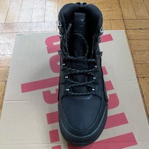 Women’s fitflop Neo D Hyker unworn size 9